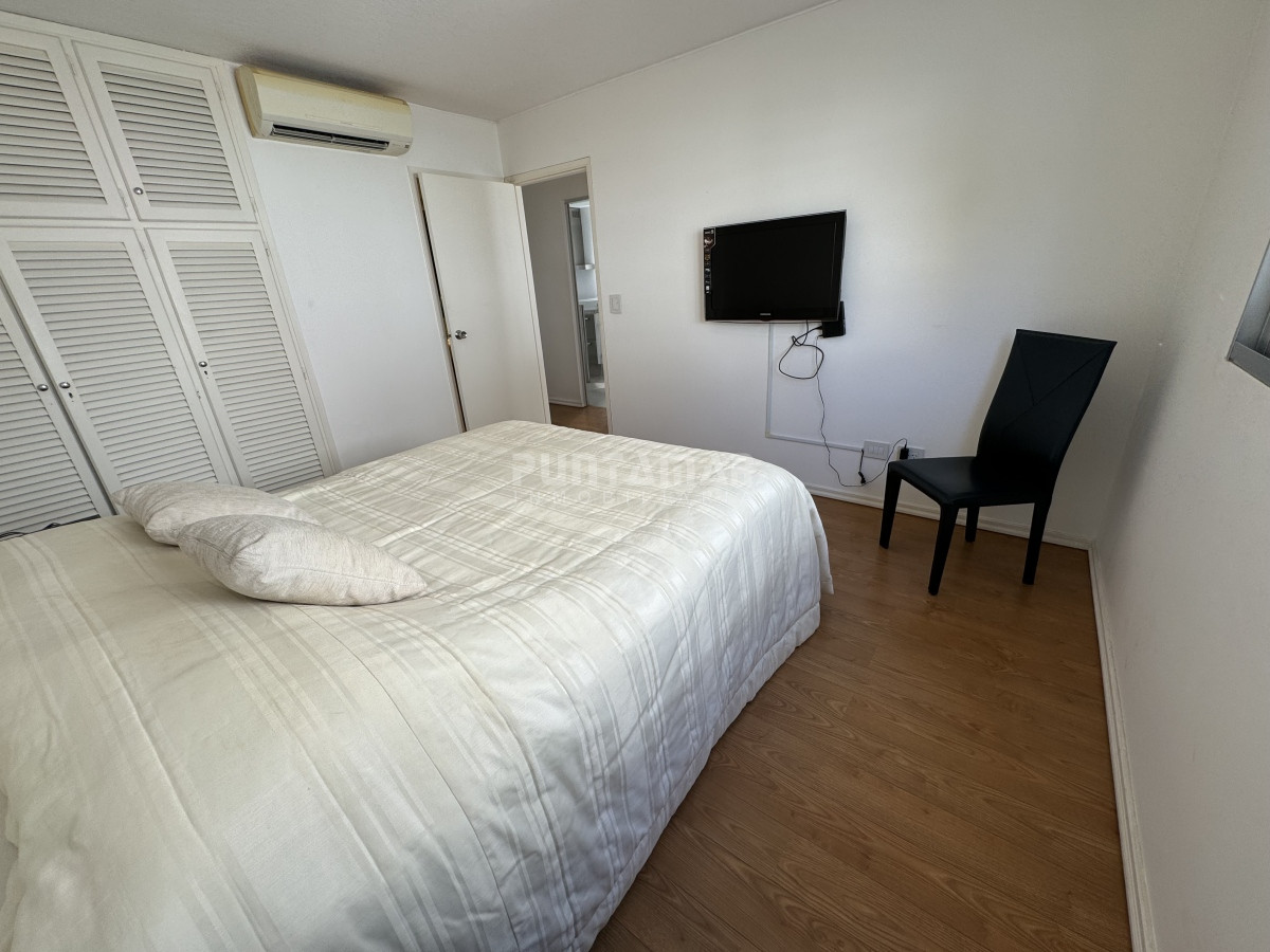 Apartamento ID.1351 - Reciclado en venta, vista al puerto