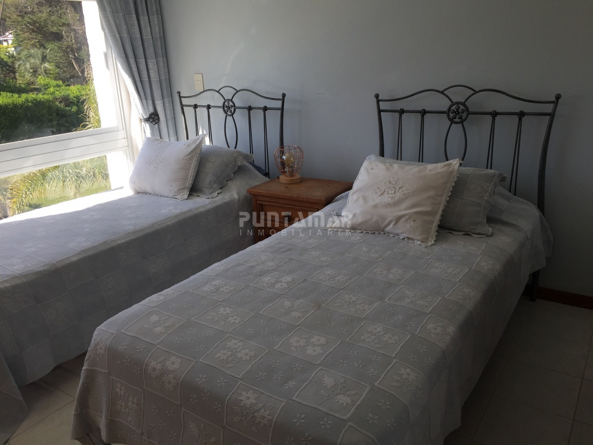 Apartamento ID.212236 - VENTA DE APARTAMENTO FRENTE AL MAR EN SAN RAFAEL  3 DORMITORIOS MAS DEPENDENCIA