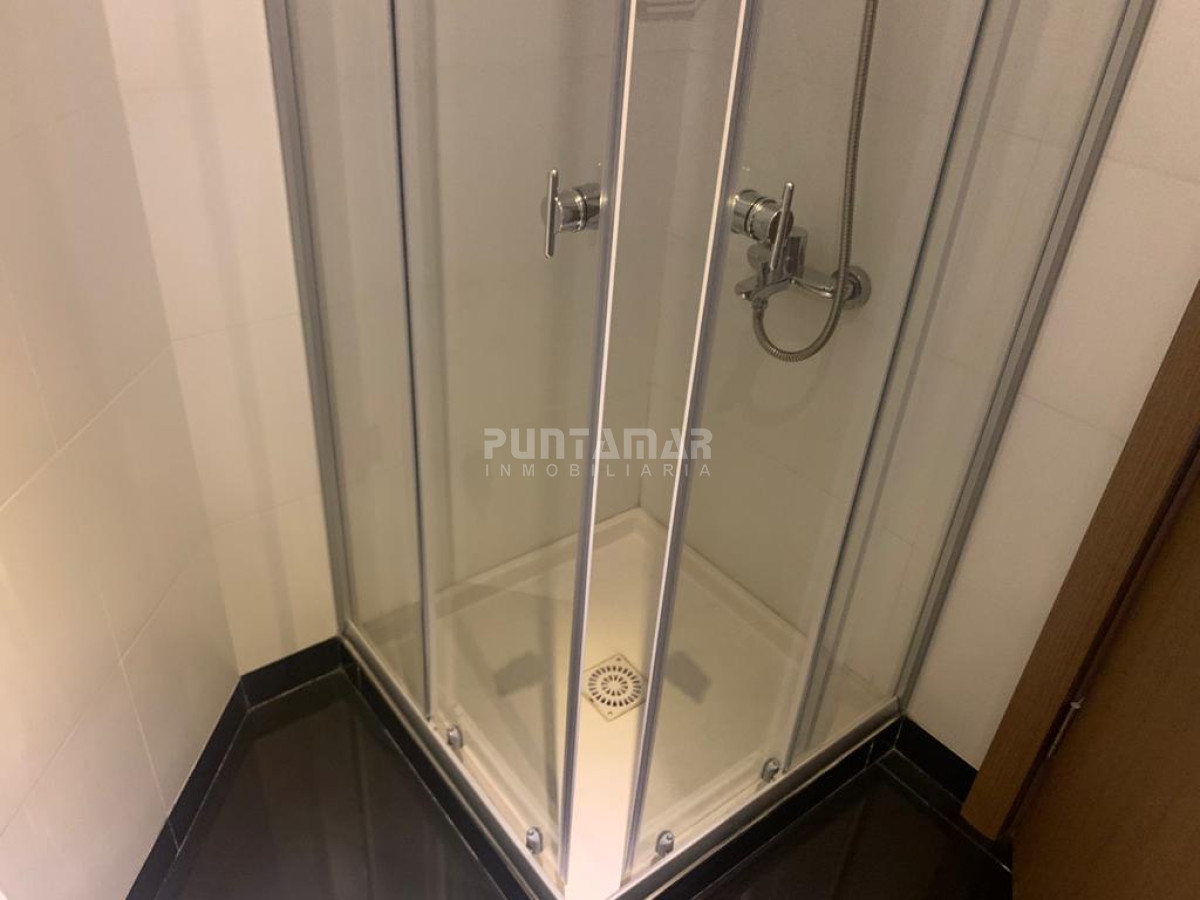Apartamento ID.212207 - DEPARTAMENTO DE 3 DORMITORIOS EN LA BRAVA EN EDIFICIO DE CATEGORIA