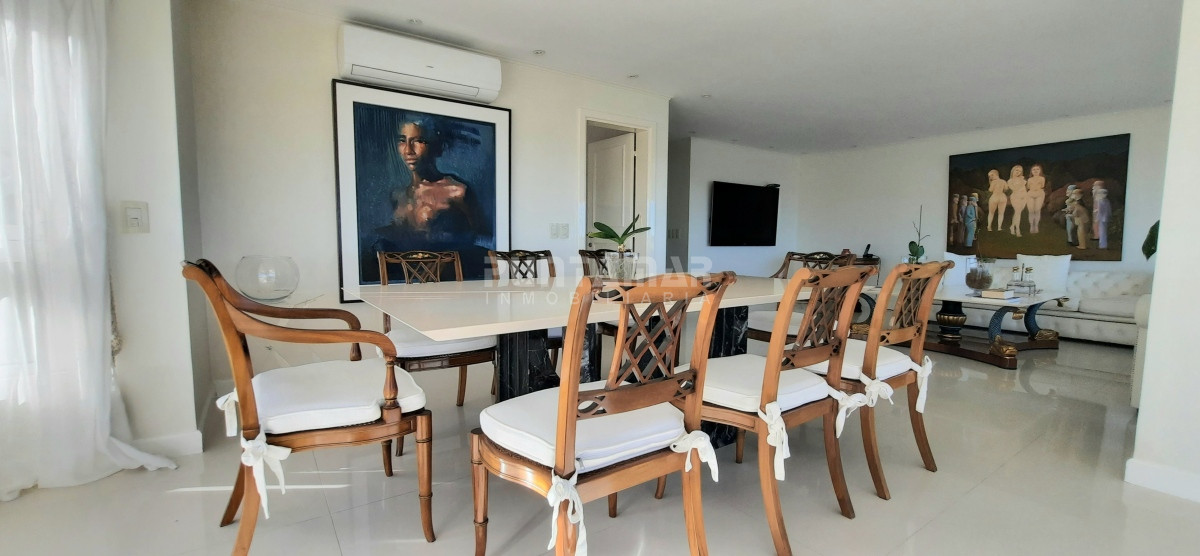 Apartamento ID.213312 - IMPORTANTE DEPARTAMENTO DE 3 DORMITORIOS EN PRIMERA LINEA DE LA MANSA 