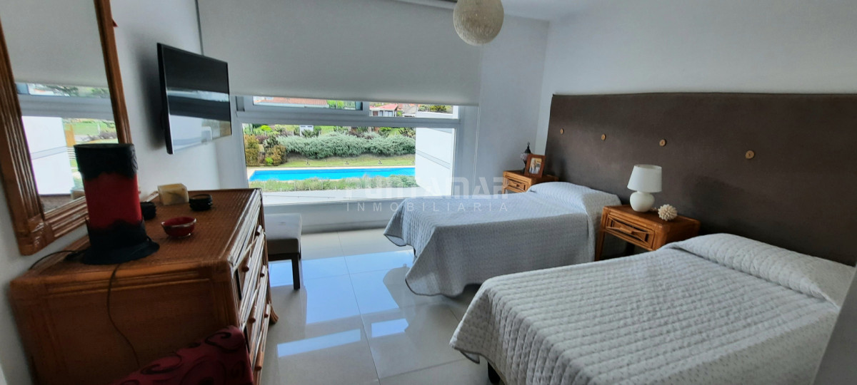 Apartamento ID.213797 - EXCLUSIVO DEPARTAMENTO DE 3 DORMITORIOS EN SUITE EN LA MANSA