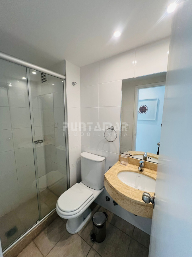 Apartamento ID.213730 - DEPARTAMENTO DE 2 DORMITORIOS CON BALCON SOBRE AVDA. CHIVERTA