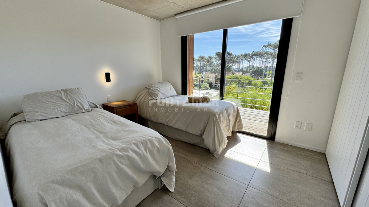 Apartamento ID.213721 -  APARTAMENTO DE 3 DORMITORIOS FRENTE AL MAR EN MANANTIALES 