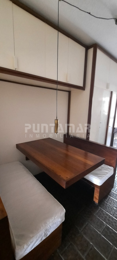 Apartamento ID.1274 - APARTAMENTO DE 3 DORMITORIOS EN LA PENÍNSULA CON BALCON AL FRENTE Y VISTA AL MAR