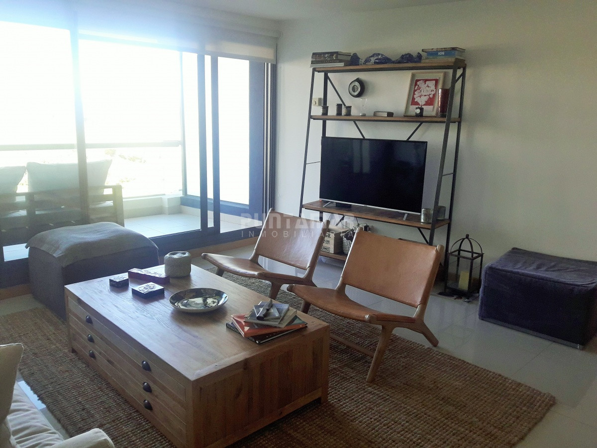 Apartamento ID.211814 - DIVINO APARTAMENTO FRENTE AL MAR , TRES SUITE CON SALIDA A TERRAZA PROPIA , AMPLIO LIVING COMEDOR, AMENITIS MUY COMPLETOS OFRECE EL EDIFICIO.