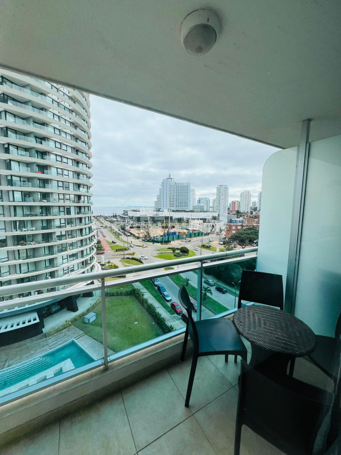 Apartamento ID.213730 - DEPARTAMENTO DE 2 DORMITORIOS CON BALCON SOBRE AVDA. CHIVERTA