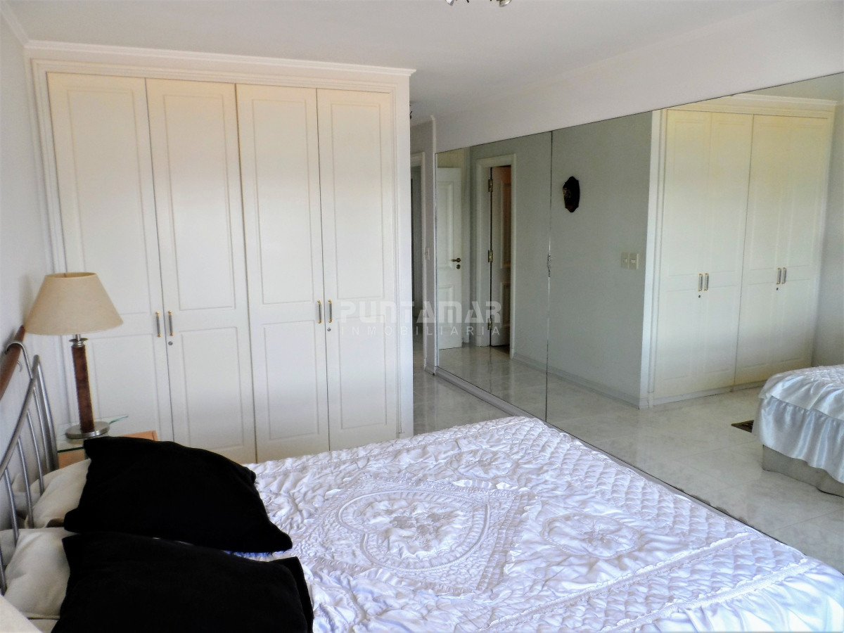 Apartamento ID.213287 - DEPARTAMENTO EN EDIFICIO DE GRAN CATEGORIA EN LA MANSA