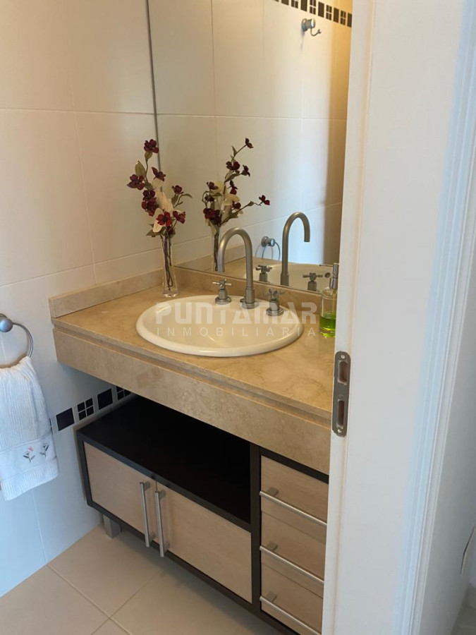 Apartamento ID.212487 - ALQUILER APARTAMENTO EN EDIFICIO 