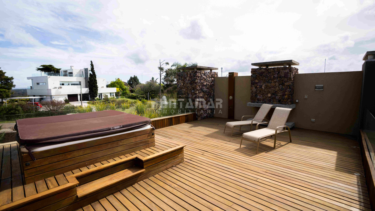 Apartamento ID.213460 - VACACIONA EN EDIFICIO Q PUNTA BALLENA 