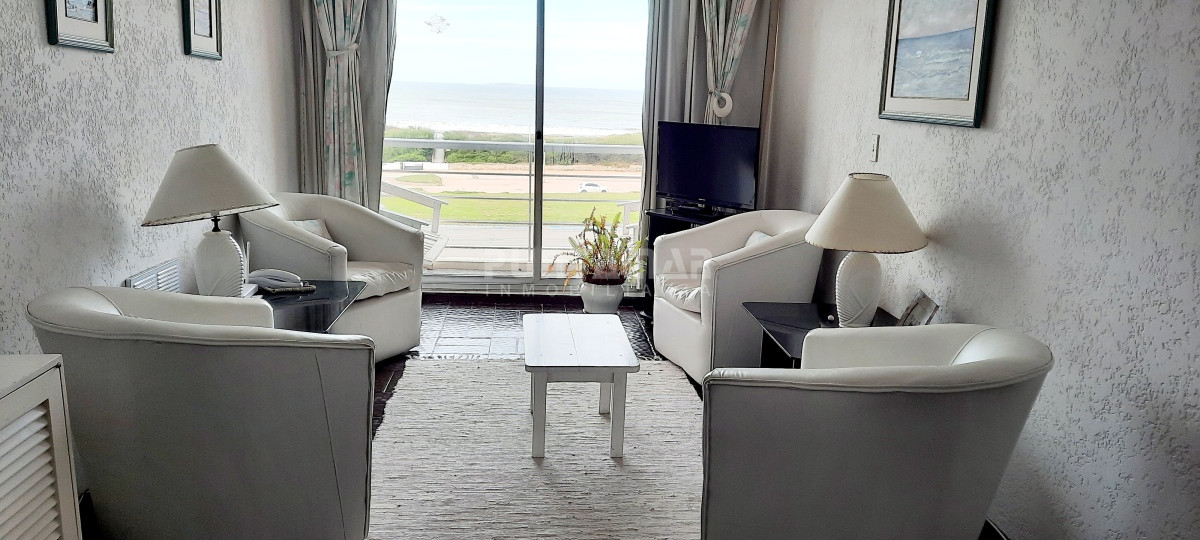 Apartamento ID.9030 - DEPARTAMENTO DE 2 DORMITORIOS FRENTE AL MAR 