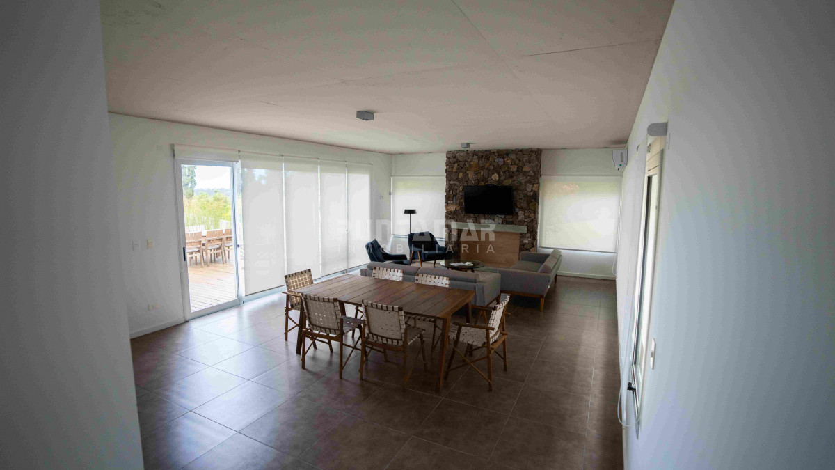 Apartamento ID.213461 - VACACIONE EN EDIFICIO Q - PUNTA BALLENA