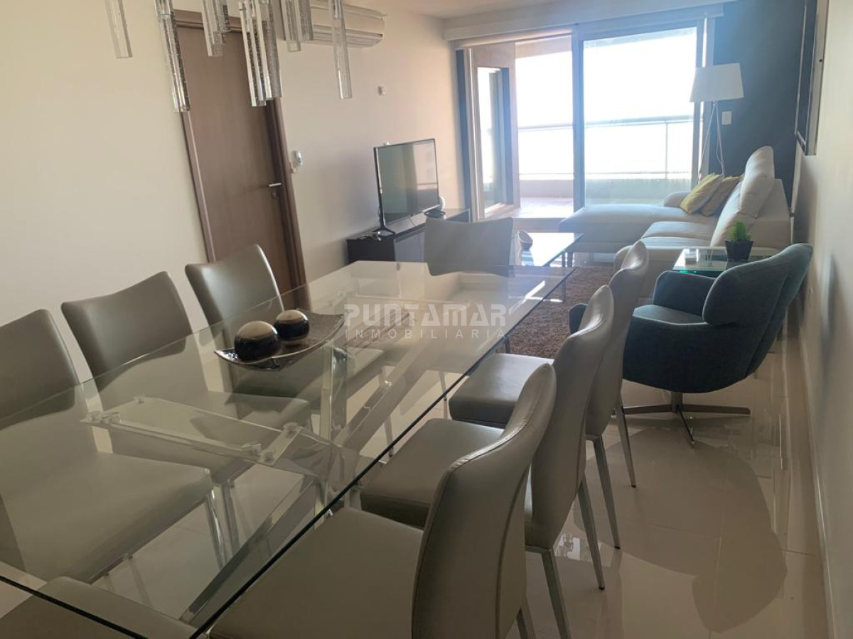 Apartamento ID.212207 - DEPARTAMENTO DE 3 DORMITORIOS EN LA BRAVA EN EDIFICIO DE CATEGORIA