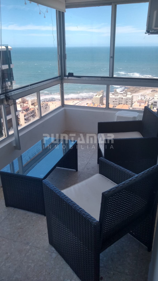 Apartamento ID.211860 - PENTHOUSE DE 2 DORMITORIOS CON GRAN VISTA AL MAR 