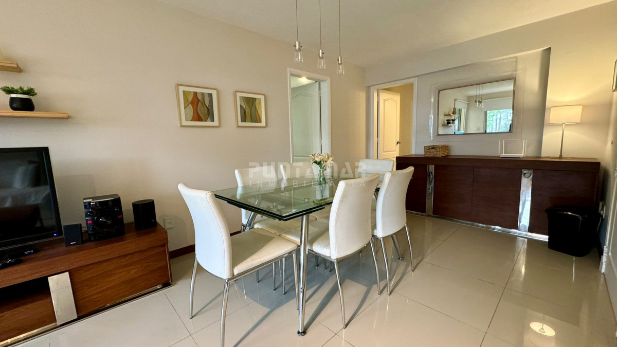 Apartamento ID.213438 - HERMOSO PENTHOUSE 2 DORMITORIOS CON JACUZZI A 100 MTS DE PLAYA BRAVA