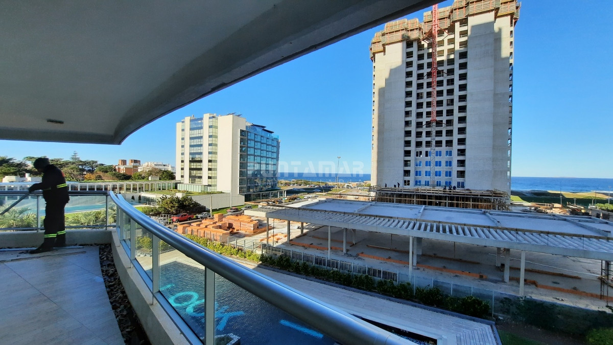Apartamento ID.212793 - DEPARTAMENTO DE 3 DORMITORIOS EN EDIFICIO DE CATEGORIA 