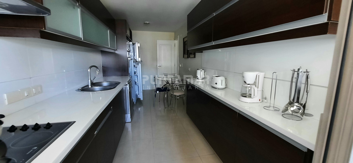 Apartamento ID.1339 - IMPORTANTE DEPARTAMENTO DE 3 DORMITORIOS EN SUITE 