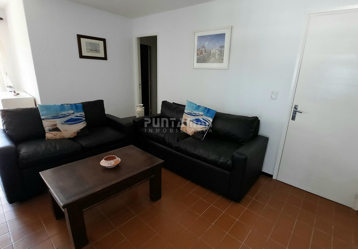 Apartamento ID.7063 - DEPARTAMENTO DE 3 DORMITORIOS CON BALCON 