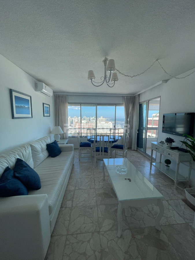 Apartamento ID.211860 - PENTHOUSE DE 2 DORMITORIOS CON GRAN VISTA AL MAR 