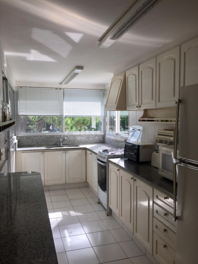 Apartamento ID.213498 - ALQUILER HERMOSO DEPTO 3 DORMÍS  EN PLAYA BRAVA 