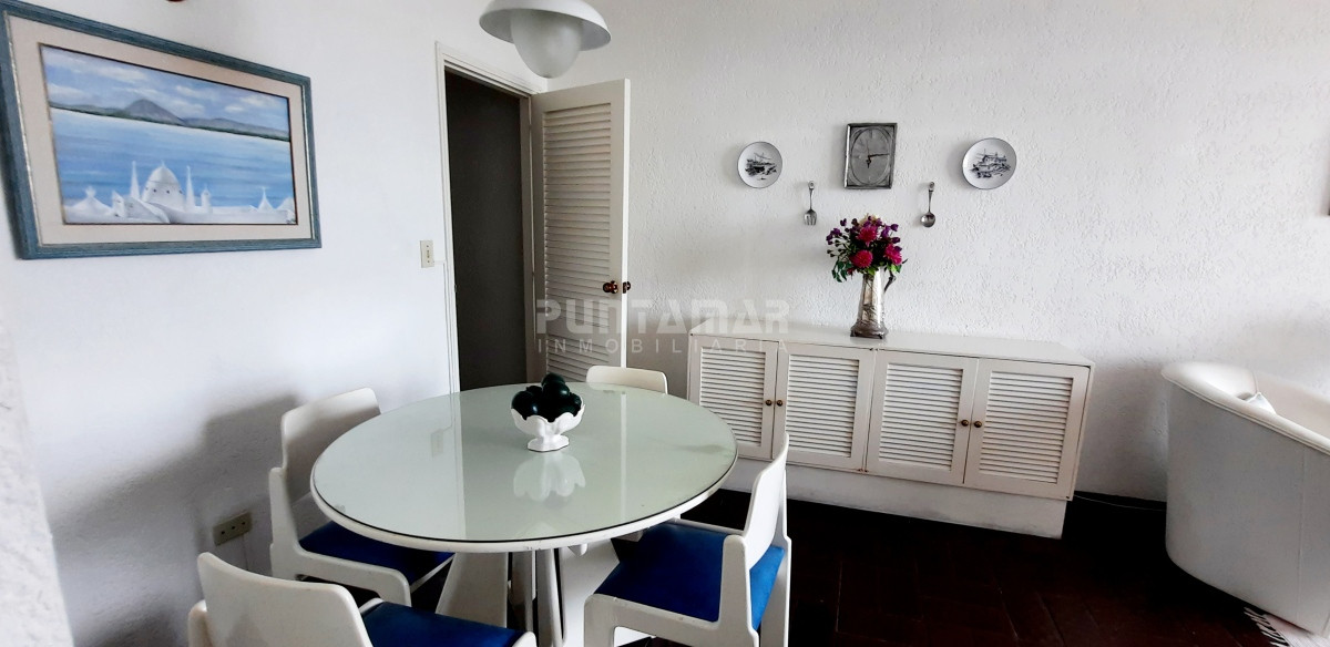 Apartamento ID.9030 - DEPARTAMENTO DE 2 DORMITORIOS FRENTE AL MAR 
