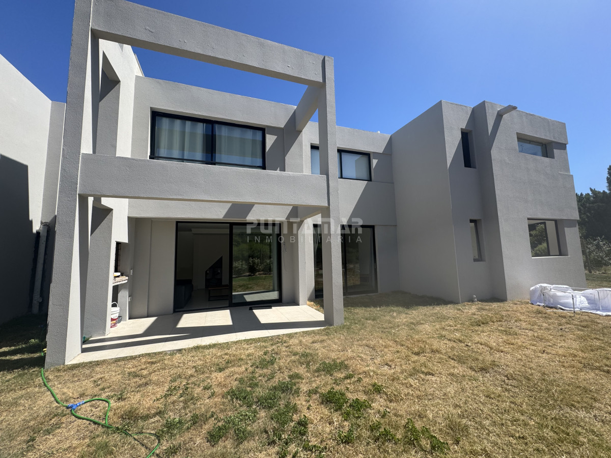 Apartamento ID.213572 - ALQUILER ANUAL DEPARTAMENTO DOS DORMIRIOS EN LA BARRA