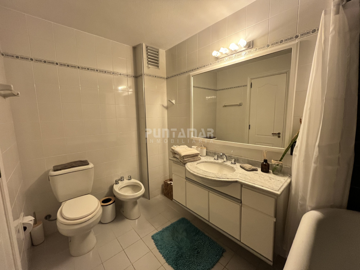 Apartamento ID.213507 - ALQUILER DEPARTAMENTO DE DOS DORMITORIOS EN PLAYA MANSA