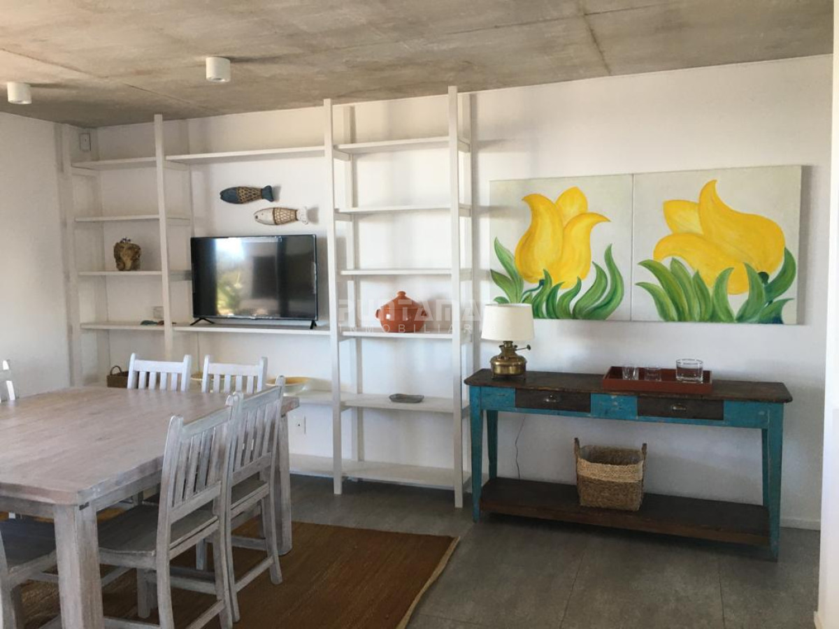 Apartamento ID.212854 - APARTAMENTO EN ALQUILER FRENTE A LA PLAYA  DE MANANTIALES 