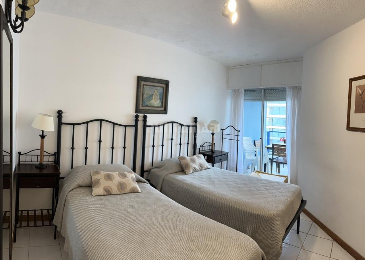Apartamento ID.212938 - VENTA DE DEPARTAMENTO DOS DORMITORIOS FRENTE AL MAR