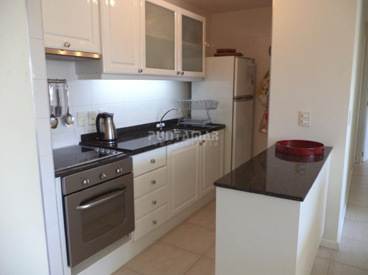 Apartamento ID.213500 - ALQUILER CONFORTABLE DEPTO DE 2 DORMS