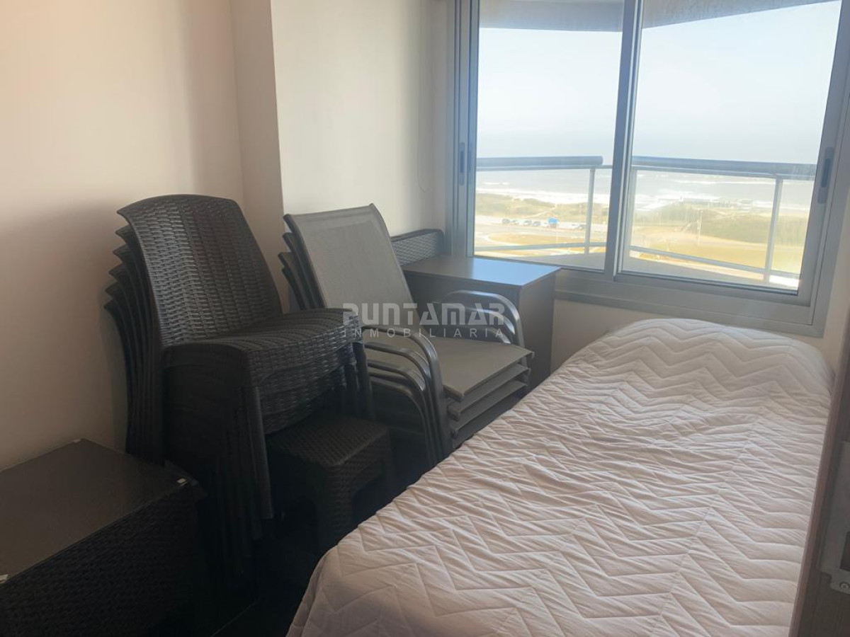 Apartamento ID.212207 - DEPARTAMENTO DE 3 DORMITORIOS EN LA BRAVA EN EDIFICIO DE CATEGORIA