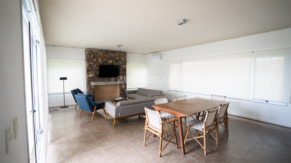 Apartamento ID.213461 - VACACIONE EN EDIFICIO Q - PUNTA BALLENA