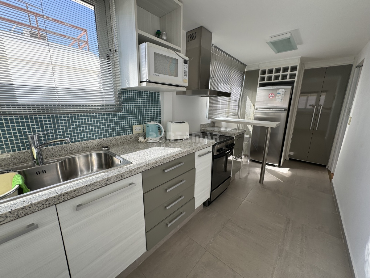 Apartamento ID.1351 - Reciclado en venta, vista al puerto
