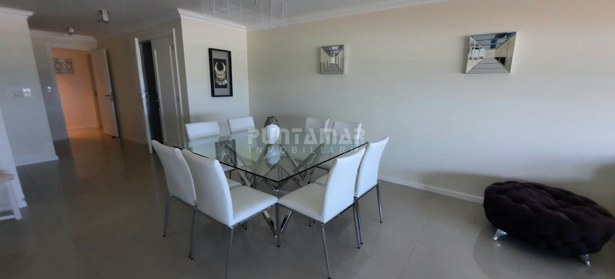Apartamento ID.1339 - IMPORTANTE DEPARTAMENTO DE 3 DORMITORIOS EN SUITE 