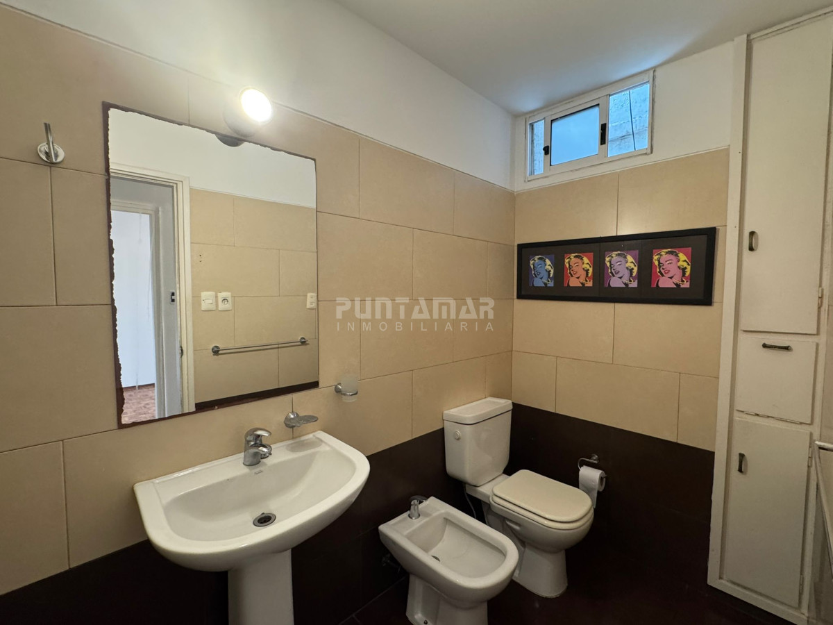 Apartamento ID.213675 - OPORTUNIDAD VENTA APARTAMENTO 2  DORMITORIOS EN POCITOS 100 METROS DE LA RAMBLA