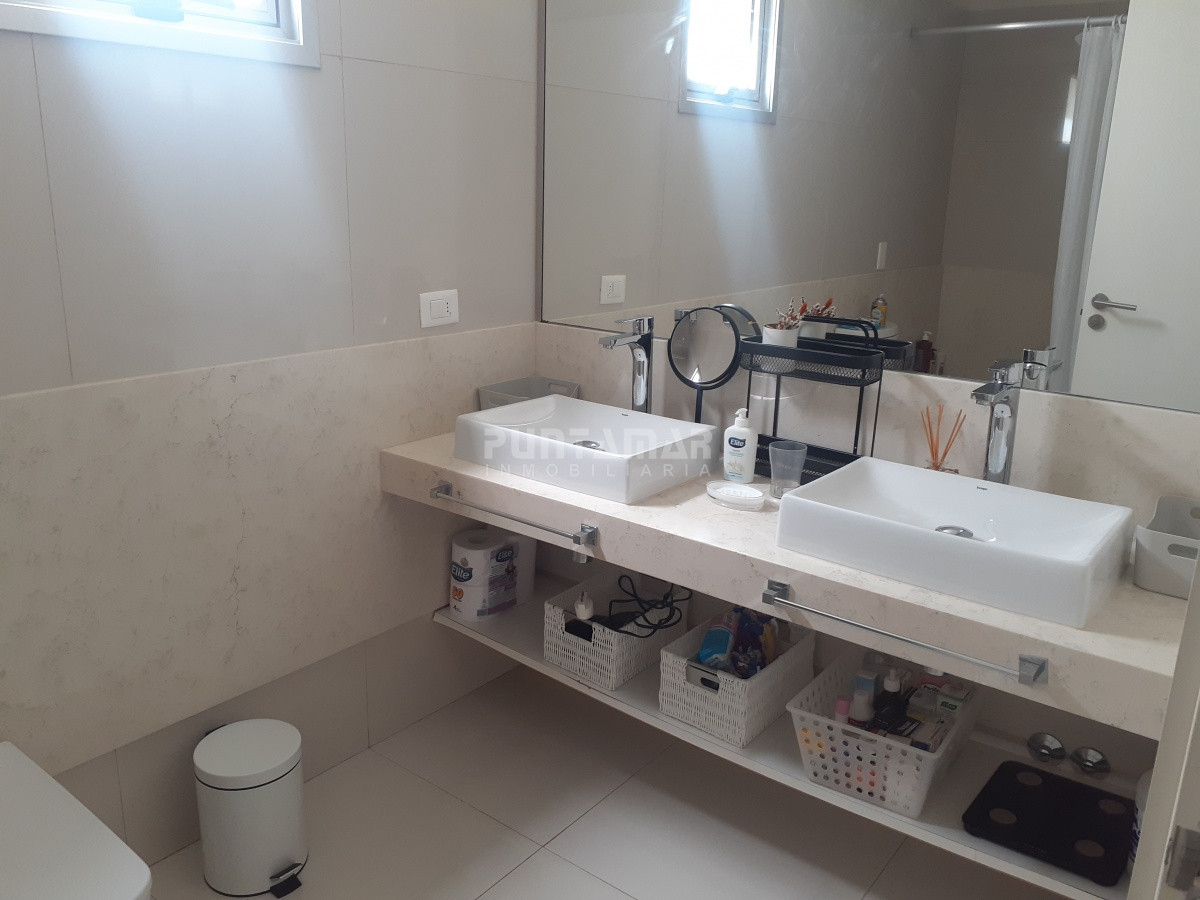 Apartamento ID.212815 - APARTAMENTO EN ALQUILER FRENTE AL MAR MANANTIALES