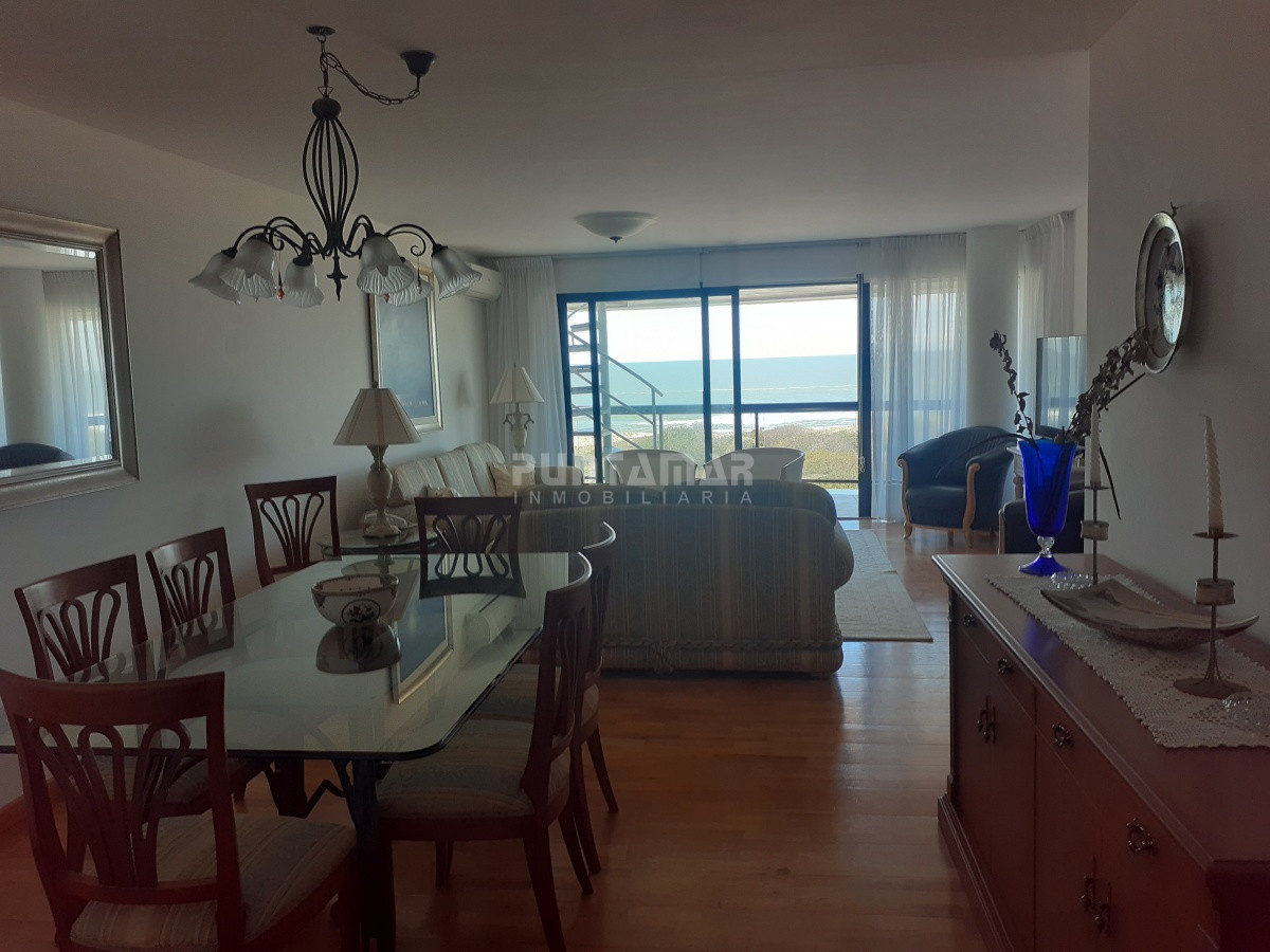 Apartamento ID.212851 - DIVINO DUPLEX FRENTE AL MAR, ALQUILER TEMPORADA 