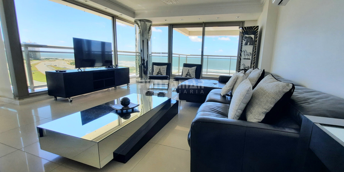 Apartamento ID.1357 - IMPORTANTE DEPARTAMENTO DE 3 DORMITORIOS EN SUITE EN EDIFICIO DE CATEGORIA