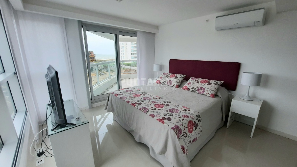 Apartamento ID.212793 - DEPARTAMENTO DE 3 DORMITORIOS EN EDIFICIO DE CATEGORIA 