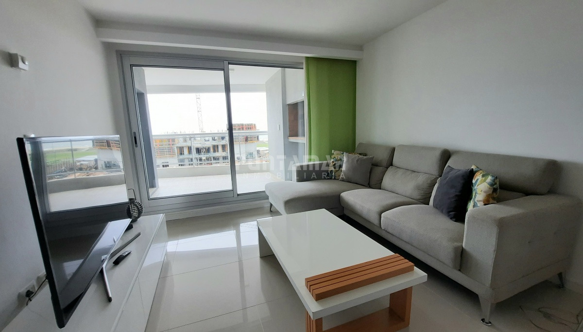 Apartamento ID.212793 - DEPARTAMENTO DE 3 DORMITORIOS EN EDIFICIO DE CATEGORIA 