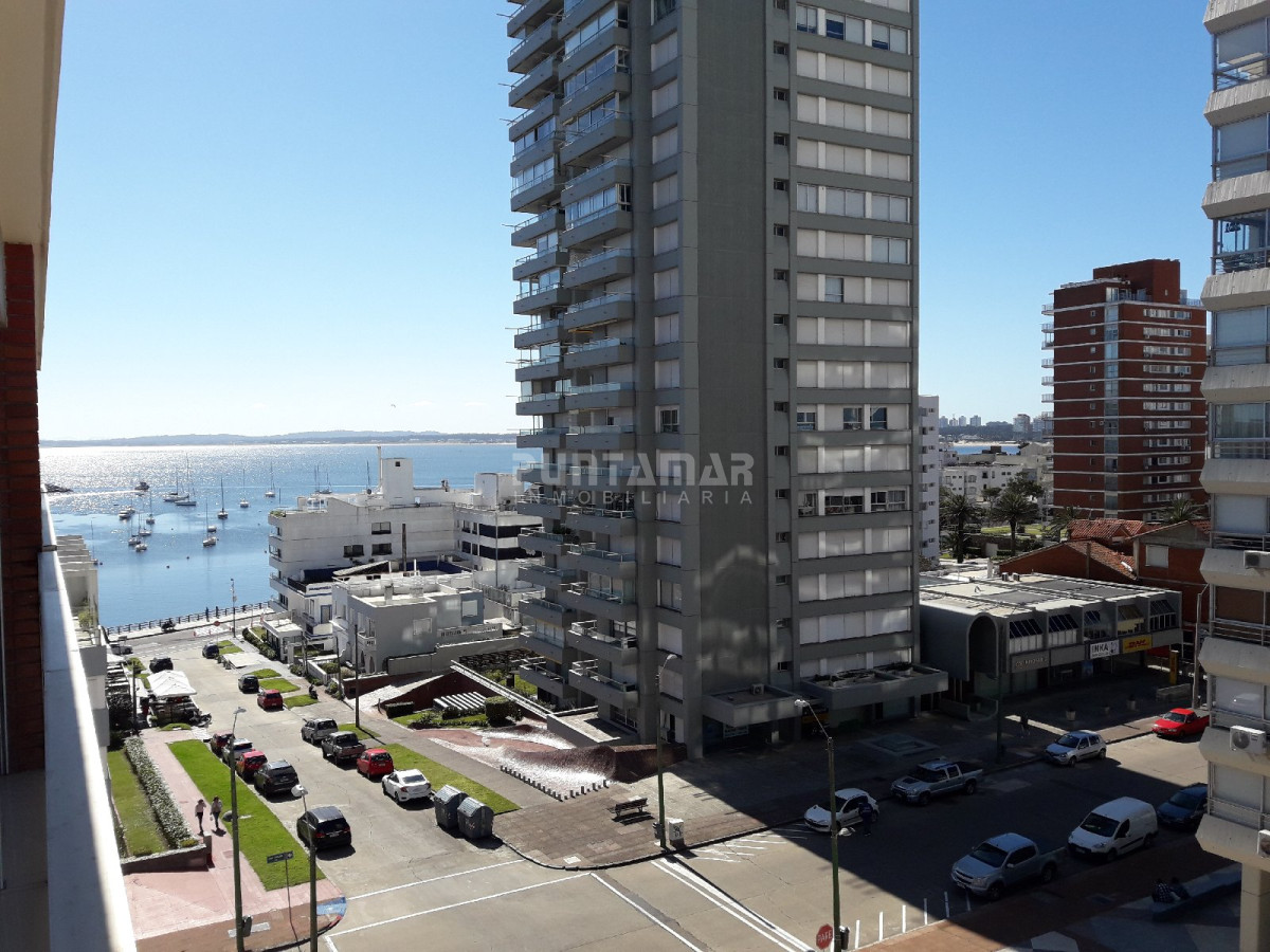 Apartamento ID.1271 - LINDO APARTAMENTO UBICADO EN PENINSULA, UN DORMITORIO, TERRAZA CON VISTA HACIA EL MAR Y MUY LUMINOSO.!!