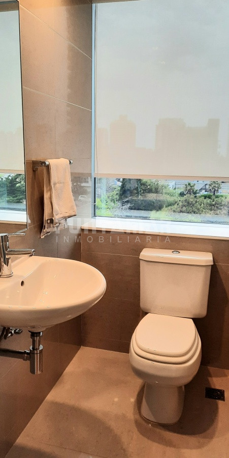 Apartamento ID.211972 - EXCELENTE APARTAMENTO EN EDIFICIO ALEXANDER BOULEVARD