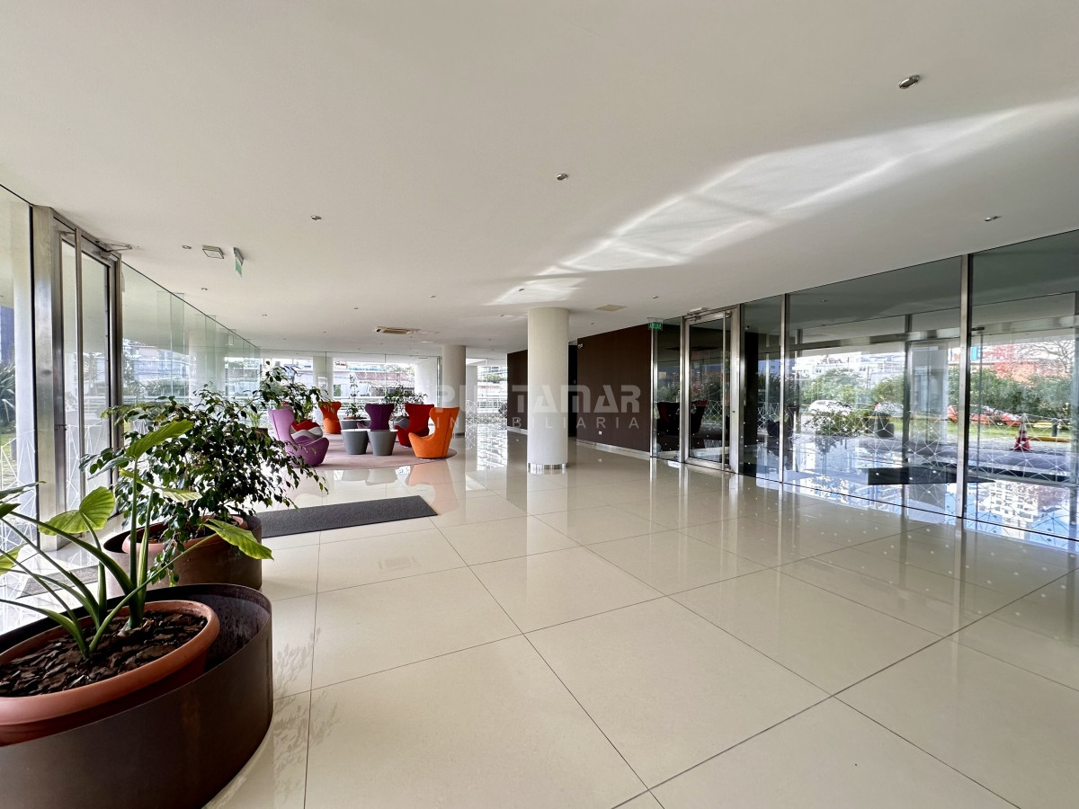 Apartamento ID.213316 - ALQUILER MODERNO APARTAMENTO TORRE ONIX 2 DORMITORIOS 