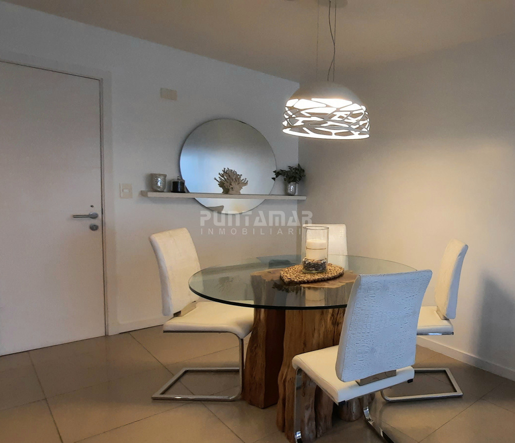 Apartamento ID.213634 - EXCLUSIVO DEPARTAMENTO DE 2 DORMITORIOS CON TERRAZA, PARRILLERO Y JACUZZI PROPIOS