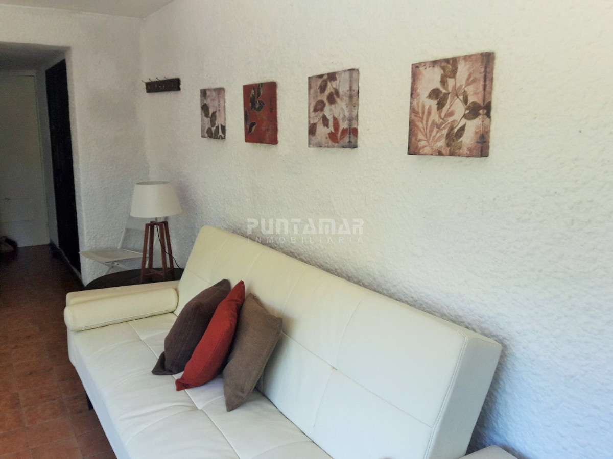 Apartamento ID.211754 - LINDO MONOAMBIENTE UBICADO EN PARADA 12 DE ROOSEVELT , A PASOS DE SUPERMERCADO DEVOTO Y A SEIS CUADRAS DE LA PLAYA 