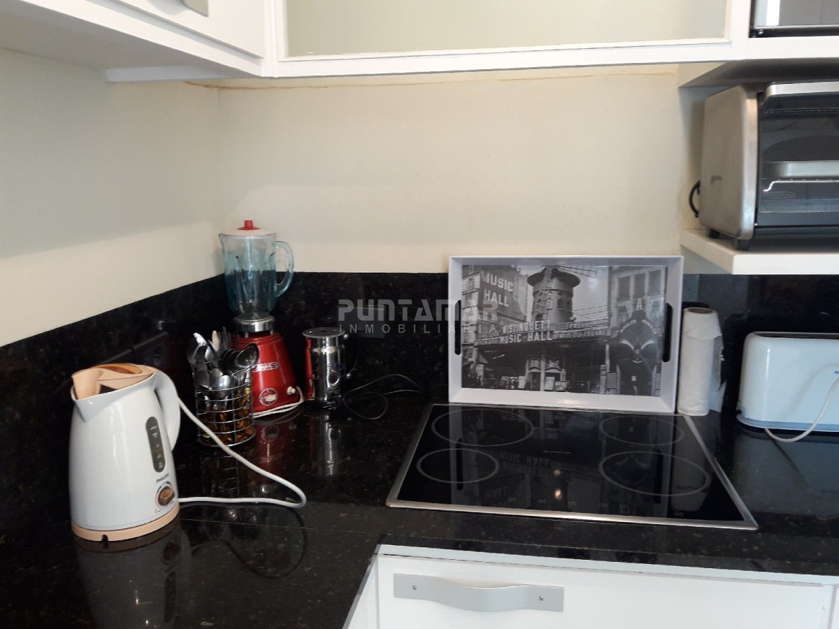 Apartamento ID.211651 - DIVINO APARTAMENTO EN ZONA DE PENINSULA, TERRAZA CON UNA VISTA INCREIBLE Y MUY LUMINOSO, A PASOS DEL PUERTO Y PLAYA..!!!