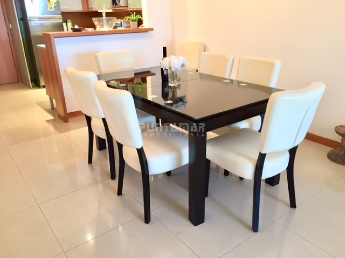 Apartamento ID.7021 - APARTAMENTO EN VENTA EN EDIFICIO TRESSESENTA , PISO ATO AL FRENTE