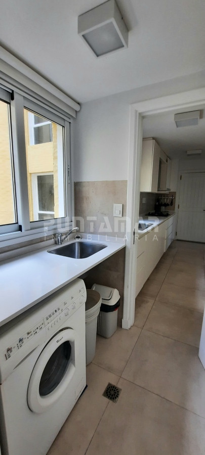 Apartamento ID.213396 - IMPORTANTE DEPARTAMENTO EN RINCON DEL INDIO, A PASOS DE LA BARRA