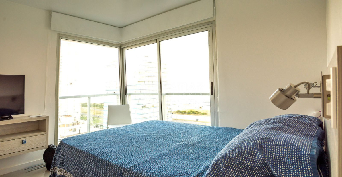 Apartamento ID.212761 - EXCLUSIVO APARTAMENTO DE 2 DORMITORIOS CON TERRAZA, PARRILLERO Y JACUZZI PROPIOS