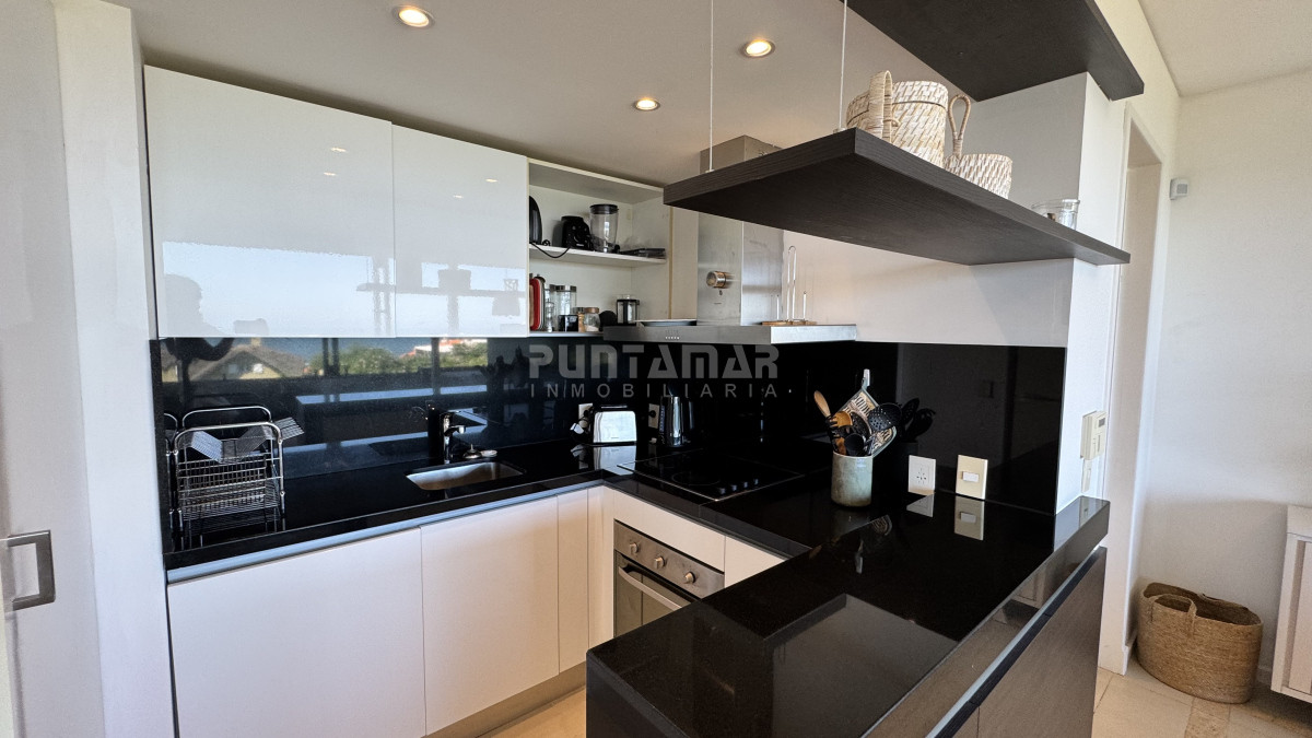 Apartamento ID.213447 - IMPONENTE APARTAMENTO A 50 METROS DEL MAR EN LA BARRA