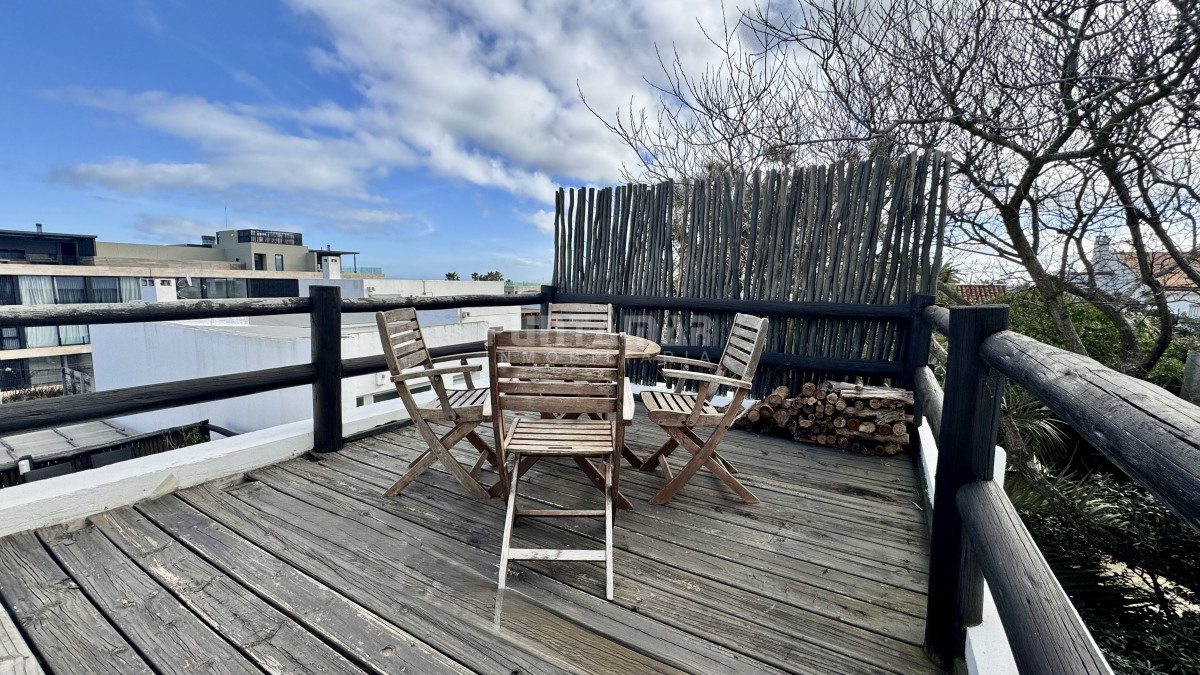 Apartamento ID.13008 - ALQUILER DE PENTHOUSE  5 DORMITORIOS EN TERRAZAS DE LAS CARACOLAS, LA BARRA DE LA RUTA AL MAR